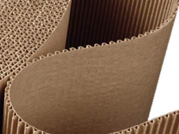 Corrugated cardboard rolls for industrial packaging